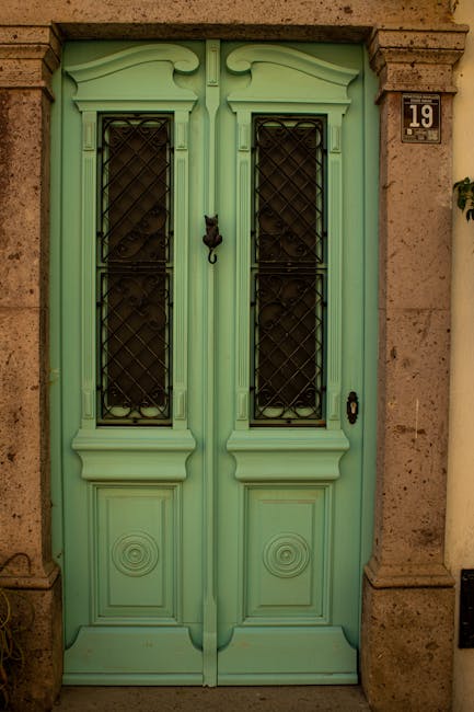 Welcoming green door to the consultation office